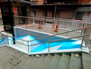 Jardines para recordar, Bego Intxaustegi